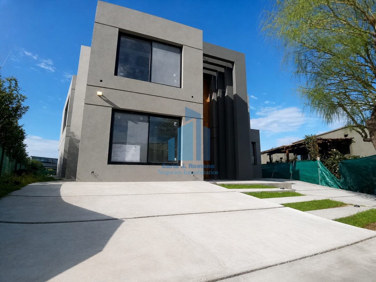 VENTA CASA A TERMINAR de 6 AMBIENTES EN BARRIO EL CANTON CON VISTA A LAGUNA , ESCOBAR