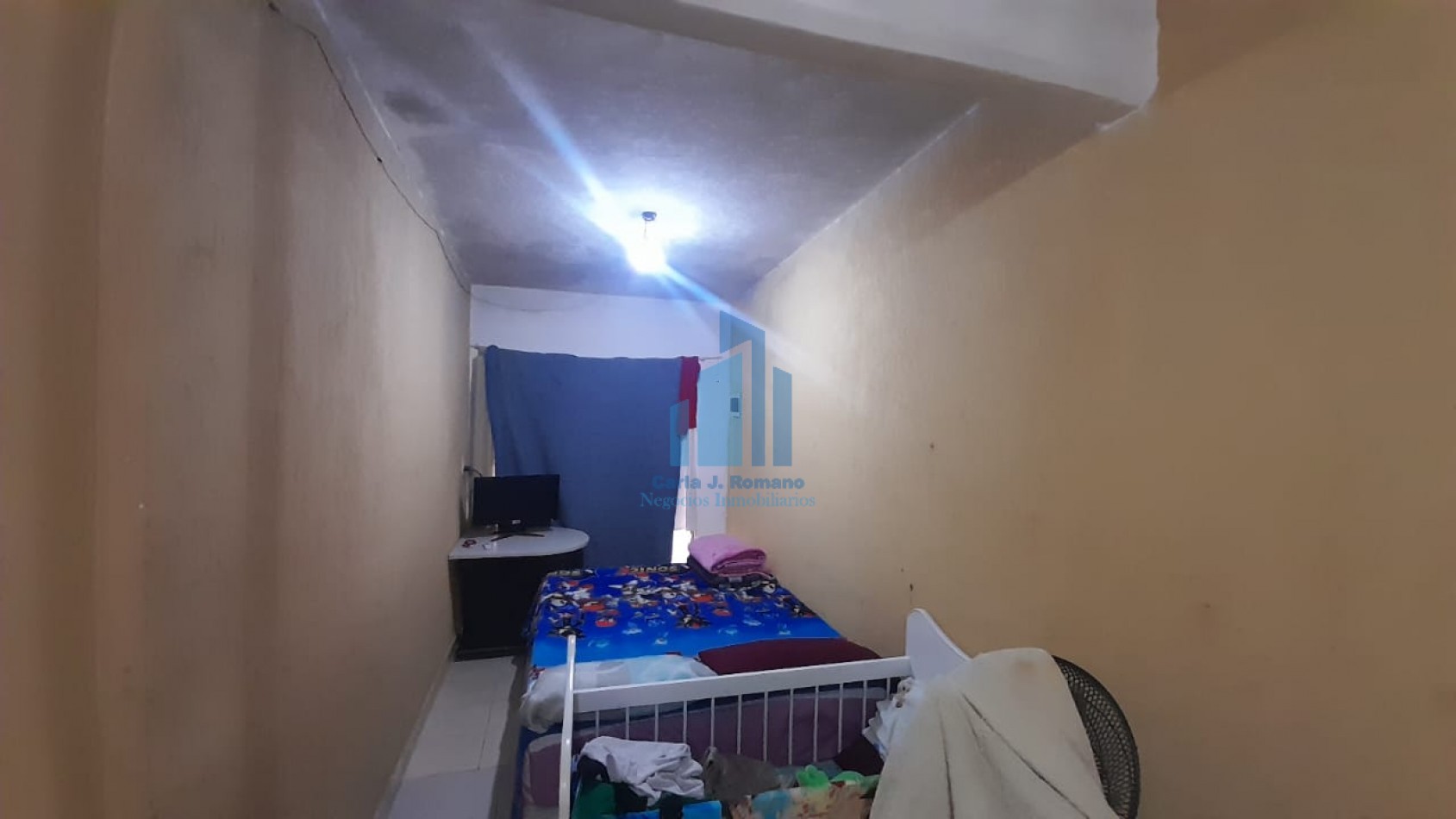 VENTA CASA 5 AMBIENTES CON COCHERA 
