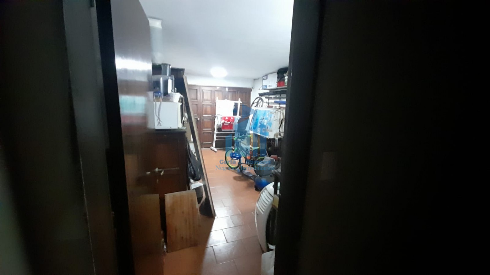 VENTA CASA 4 AMBIENTES CON COCHERA EN QUILMES 