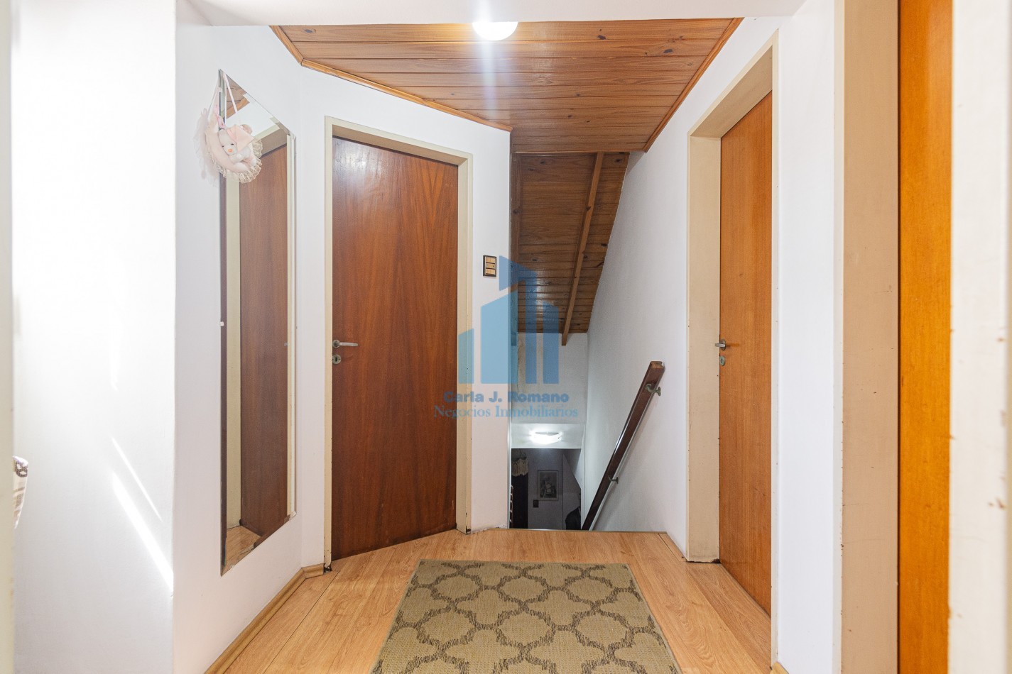Venta Chalet 5 ambientes con cochera en Sarandi