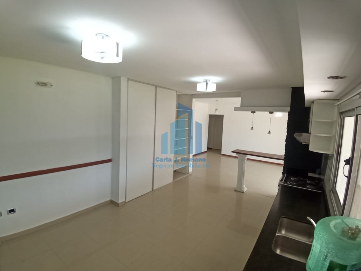 VENTA CASA 4 AMBIENTES EN COUNTRY SAN PATRICIO, MORENO 