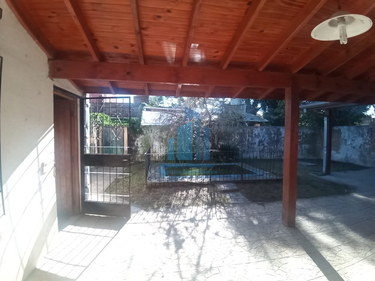 VENTA CASA CON COCHERA Y PISCINA EN DERQUI, PILAR 