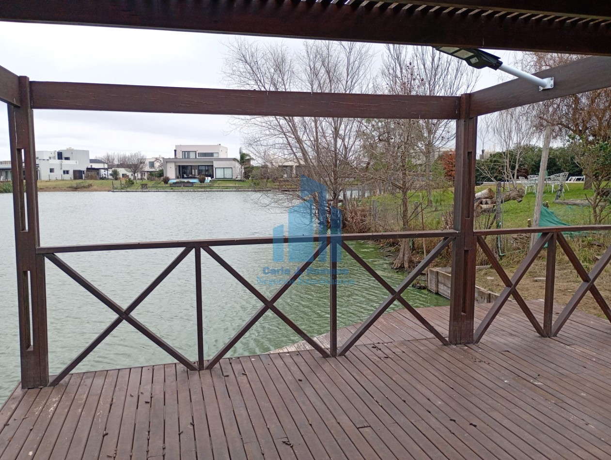 CASA A TERMINAR AL AGUA. EL CANTON NORTE. ACEPTA PERMUTA.