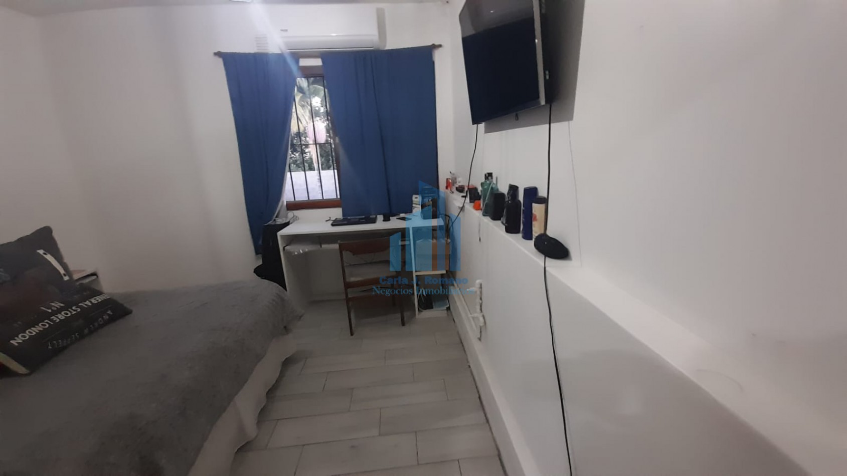 VENTA CASA 4 AMBIENTES CON COCHERA EN QUILMES 
