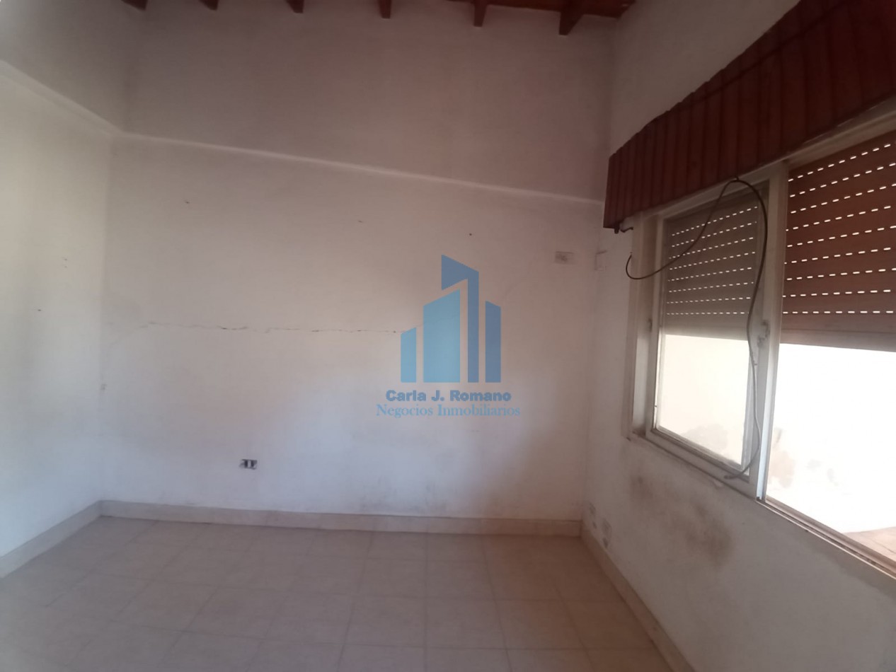 VENTA CASA CON COCHERA Y PISCINA EN DERQUI, PILAR 