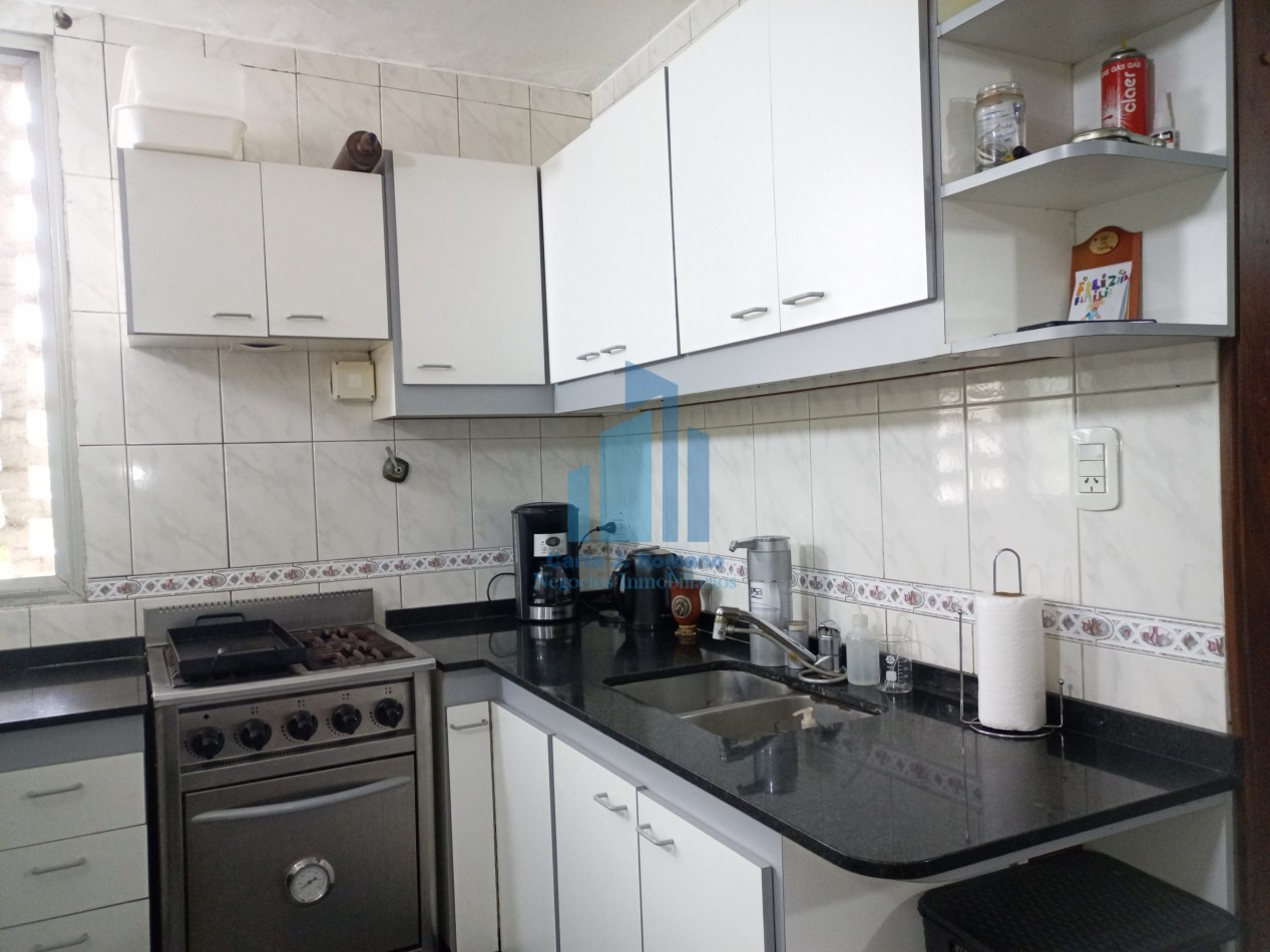 VENTA DEPARTAMENTO 4 AMBIENTES EN AVELLANEDA 