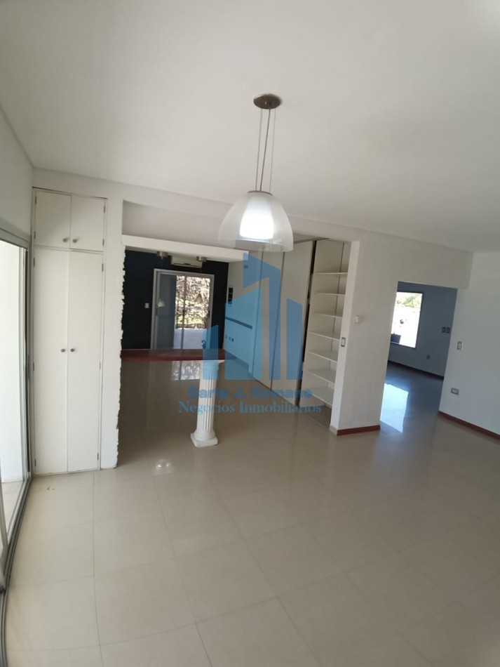 VENTA CASA 4 AMBIENTES EN COUNTRY SAN PATRICIO, MORENO 