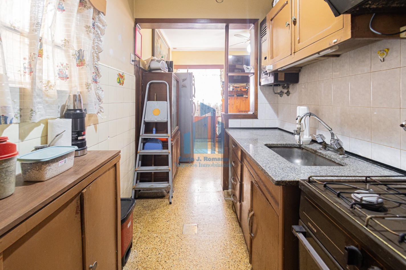 Venta Chalet 5 ambientes con cochera en Sarandi