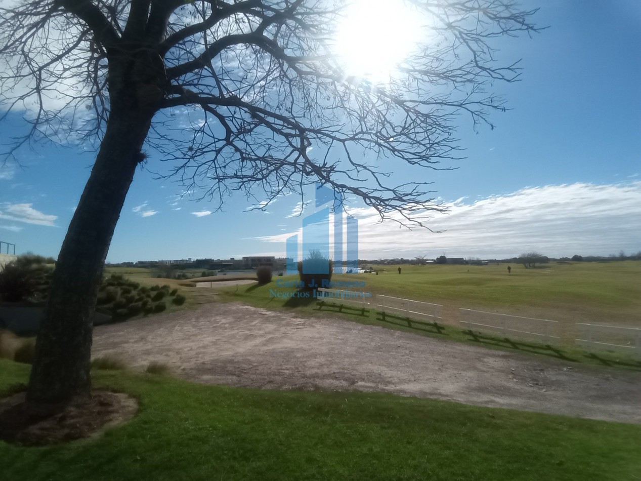 VENTA CASA A TERMINAR de 6 AMBIENTES EN BARRIO EL CANTON CON VISTA A LAGUNA , ESCOBAR