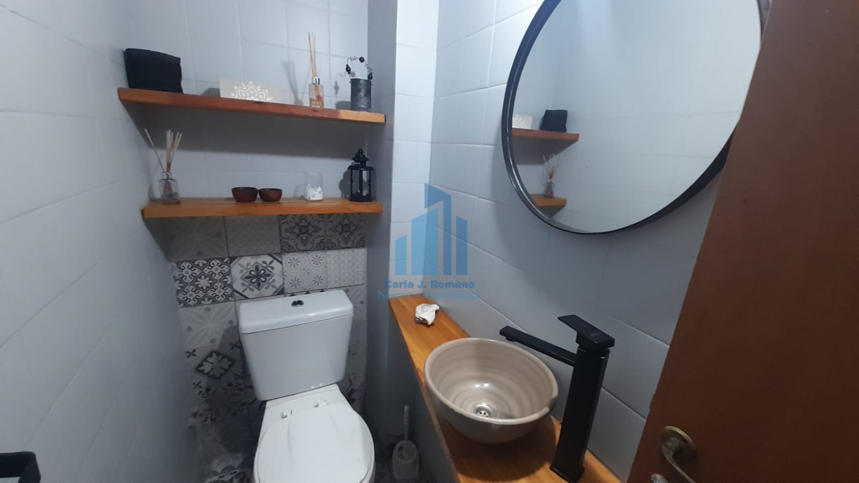 VENTA CASA 4 AMBIENTES CON COCHERA EN QUILMES 